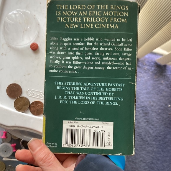 “The hobbit” novel book By J.R.R. Tolkien - Picture 6 of 11